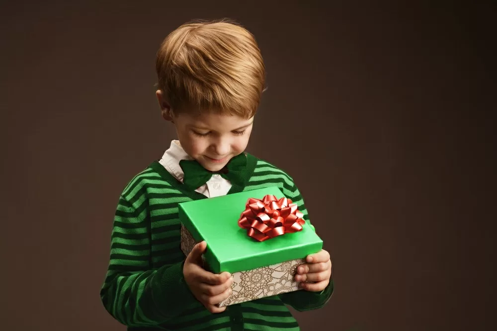 Идеи недорогих подарков на день рождения – универсальные варианты