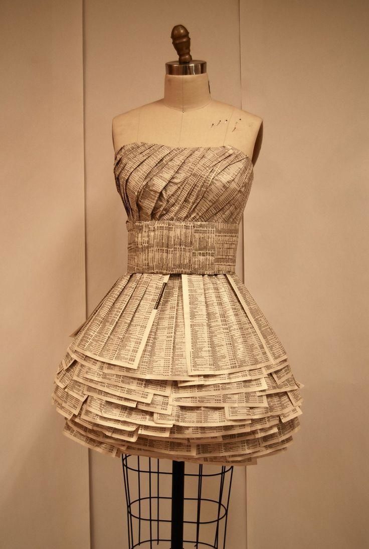 Платье из подручных материалов